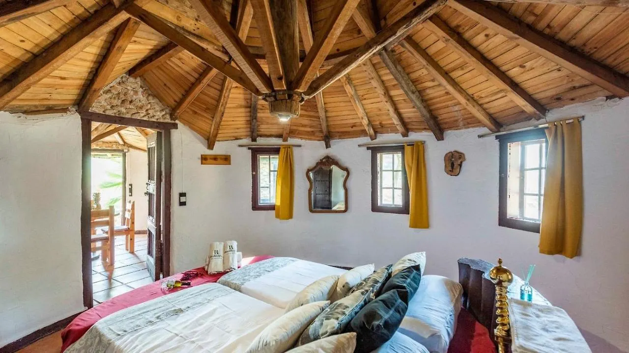 Casa De Piedra La Laguna De Tiscar Puente Genil By Ruralidays